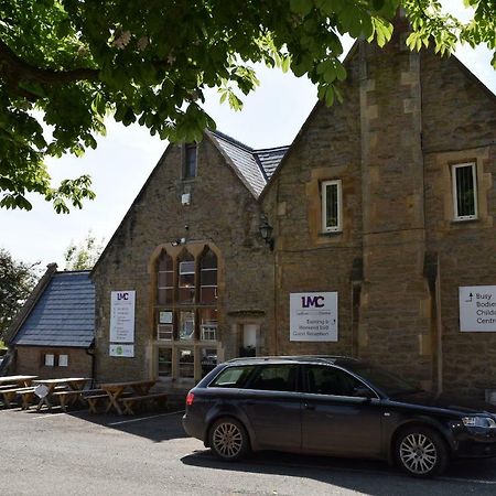 Ludlow Mascall Centre Экстерьер фото