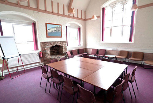 Ludlow Mascall Centre Экстерьер фото